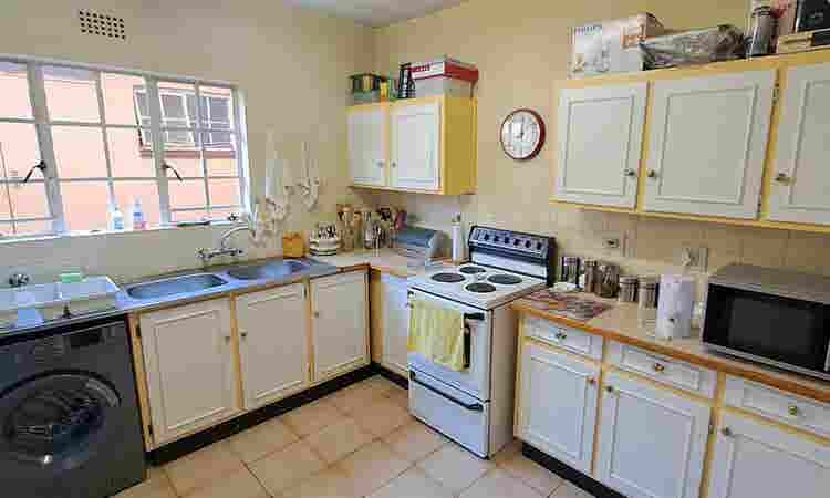 Main bedroom - Windsor East, Joburg