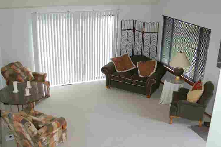 FURNISHED BEDROOM NOW AVAILABLE