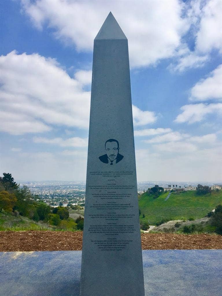 Nice room - Write "Nick" please:)