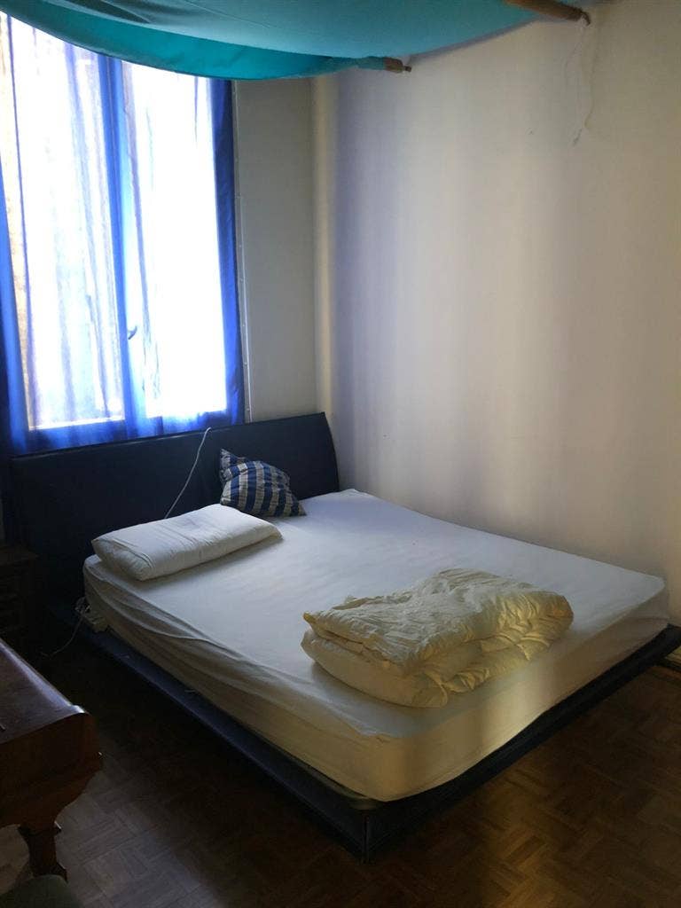 Single room in the center