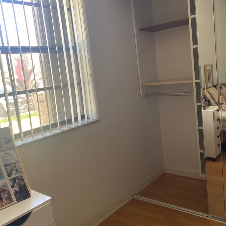 Furnished Room, bathroom & parking