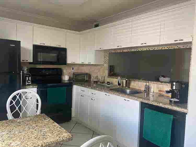 Furnished Room, bathroom & parking