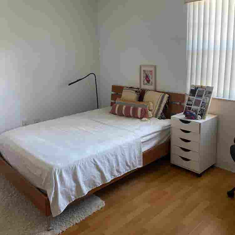 Furnished Room, bathroom & parking