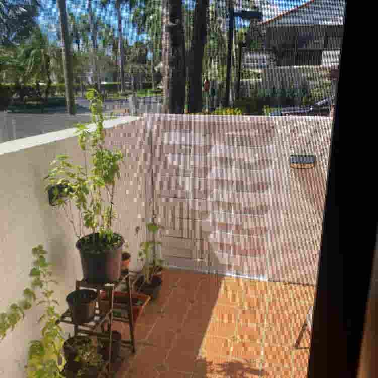 Furnished Room, bathroom & parking
