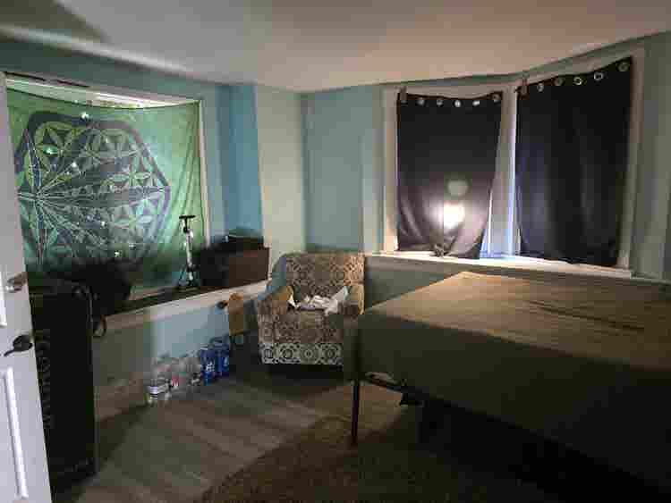 Room in 4 bedroom house