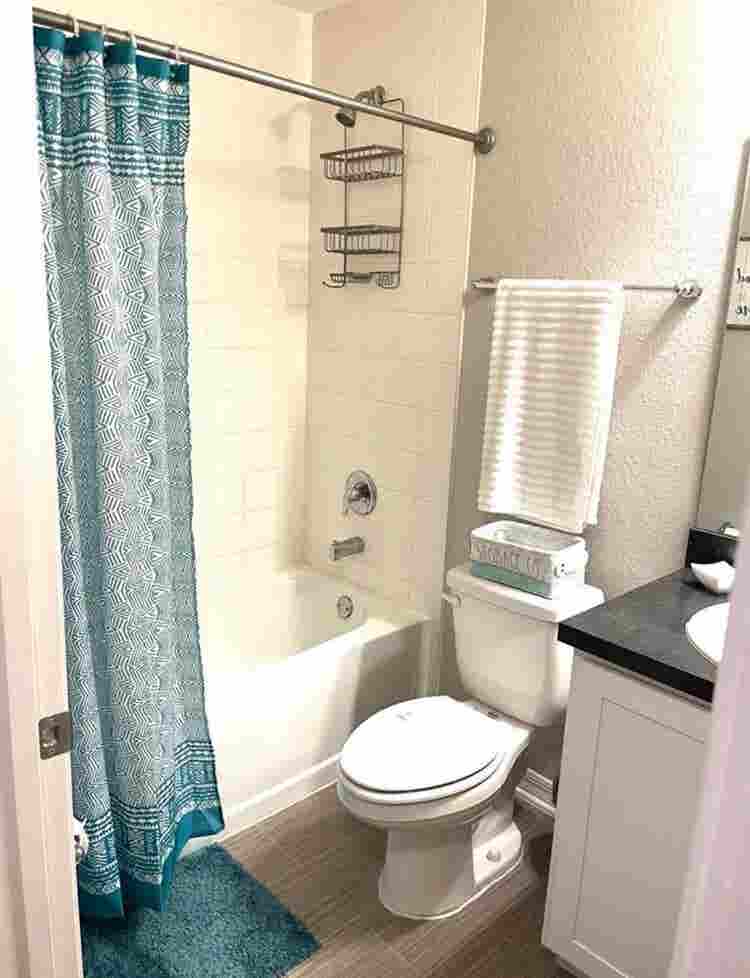 Cozy Room for Rent - LADIES ONLY