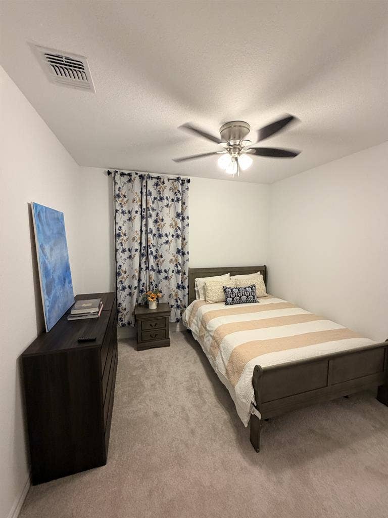 Female roommate only