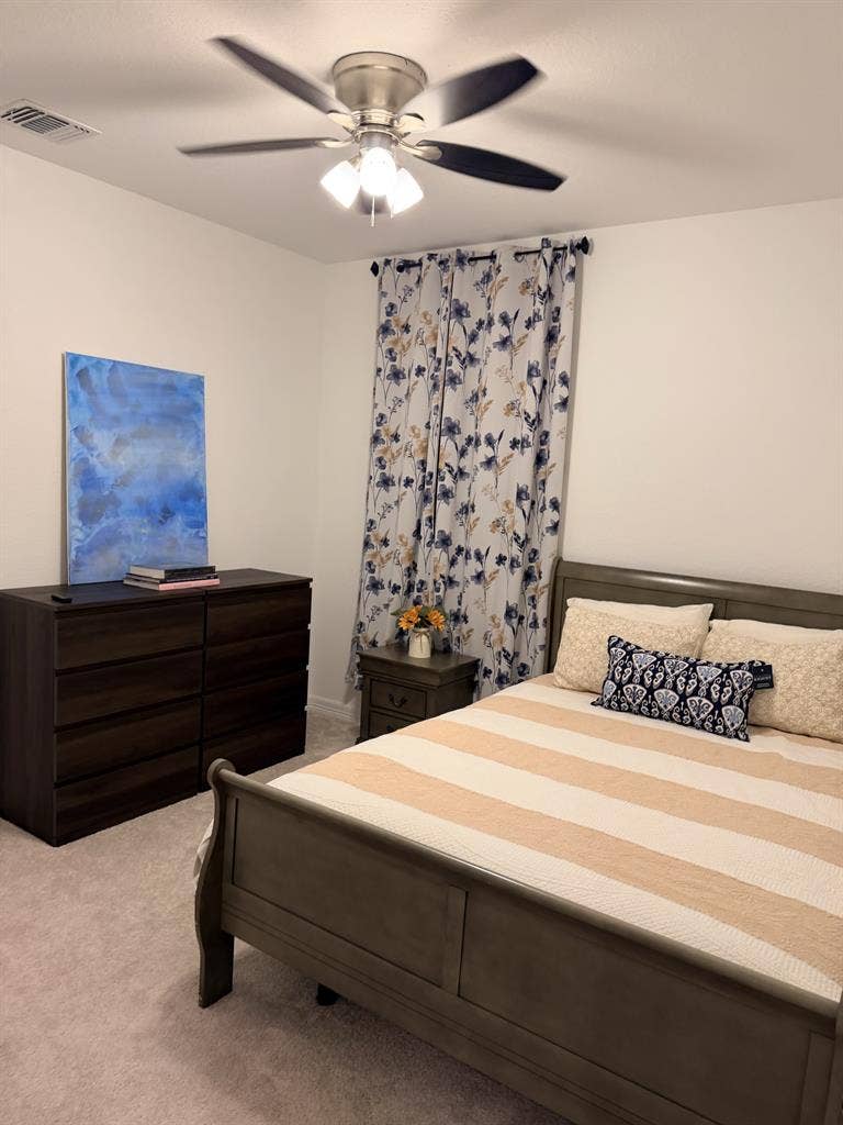 Female roommate only