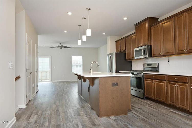 4 BR in Durham
