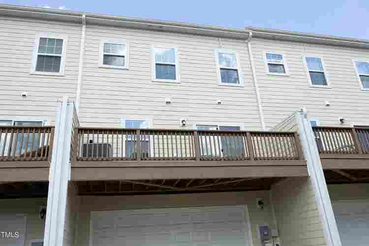 4 BR in Durham