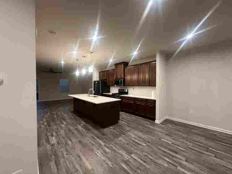 4 BR in Durham
