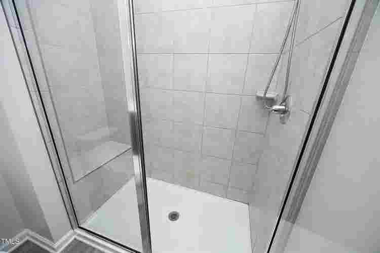 4 BR in Durham