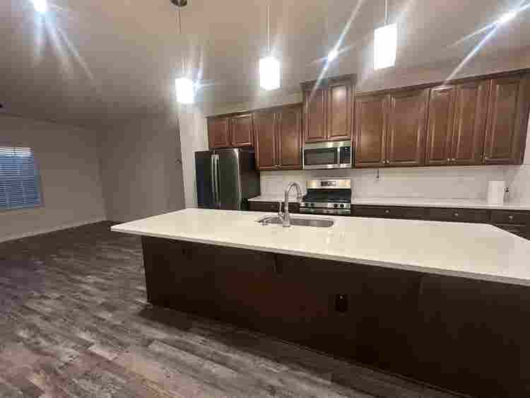 4 BR in Durham
