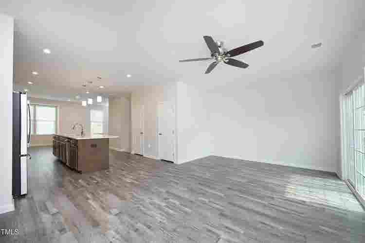 4 BR in Durham