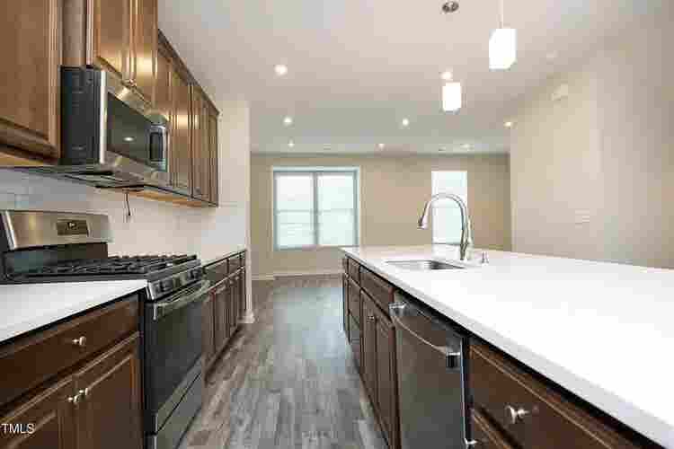 4 BR in Durham