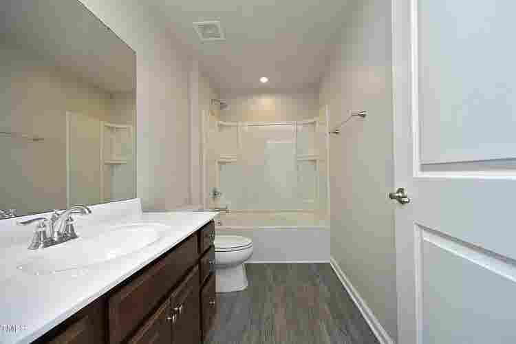 4 BR in Durham