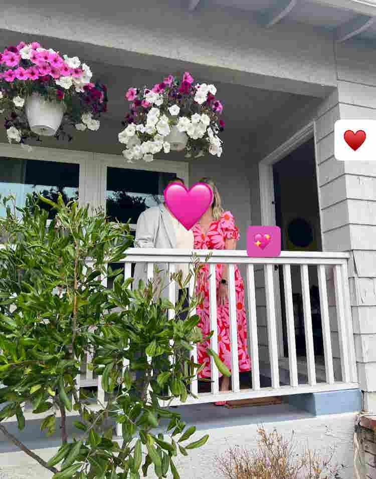 Seeking  Female Roommates!