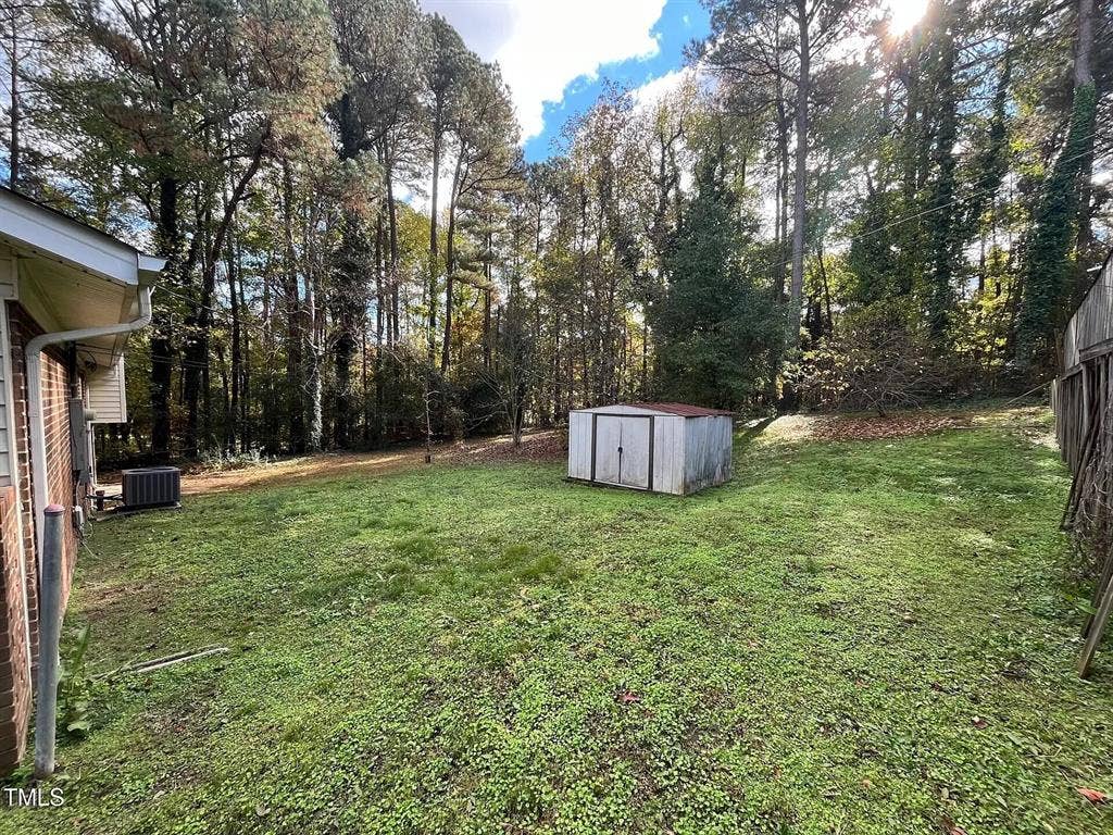 5 BR in Durham