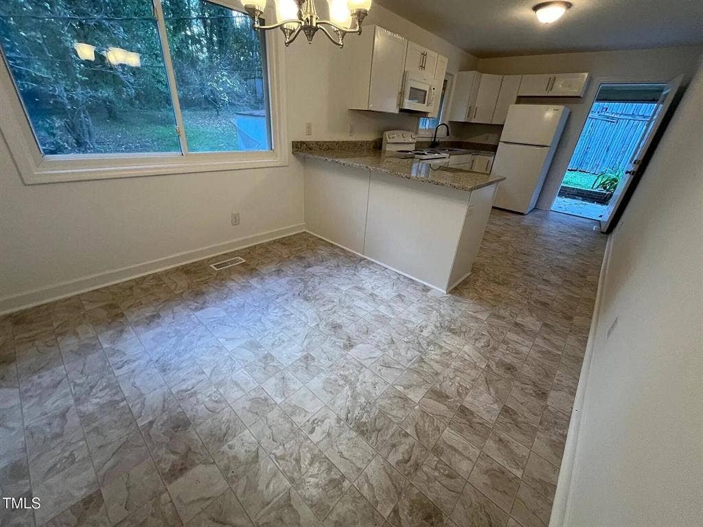5 BR in Durham
