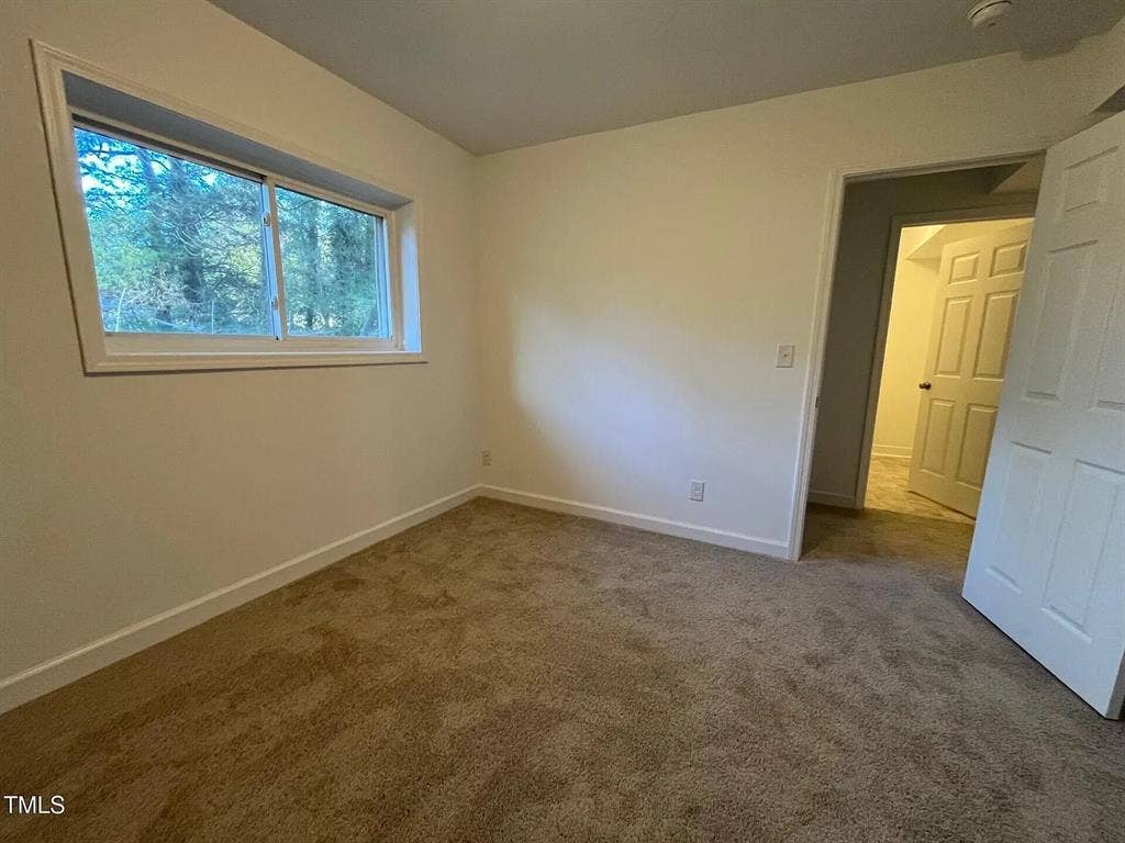 5 BR in Durham