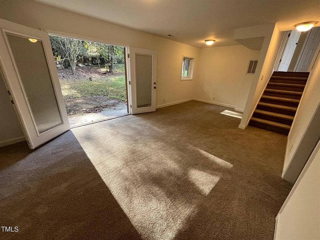 5 BR in Durham