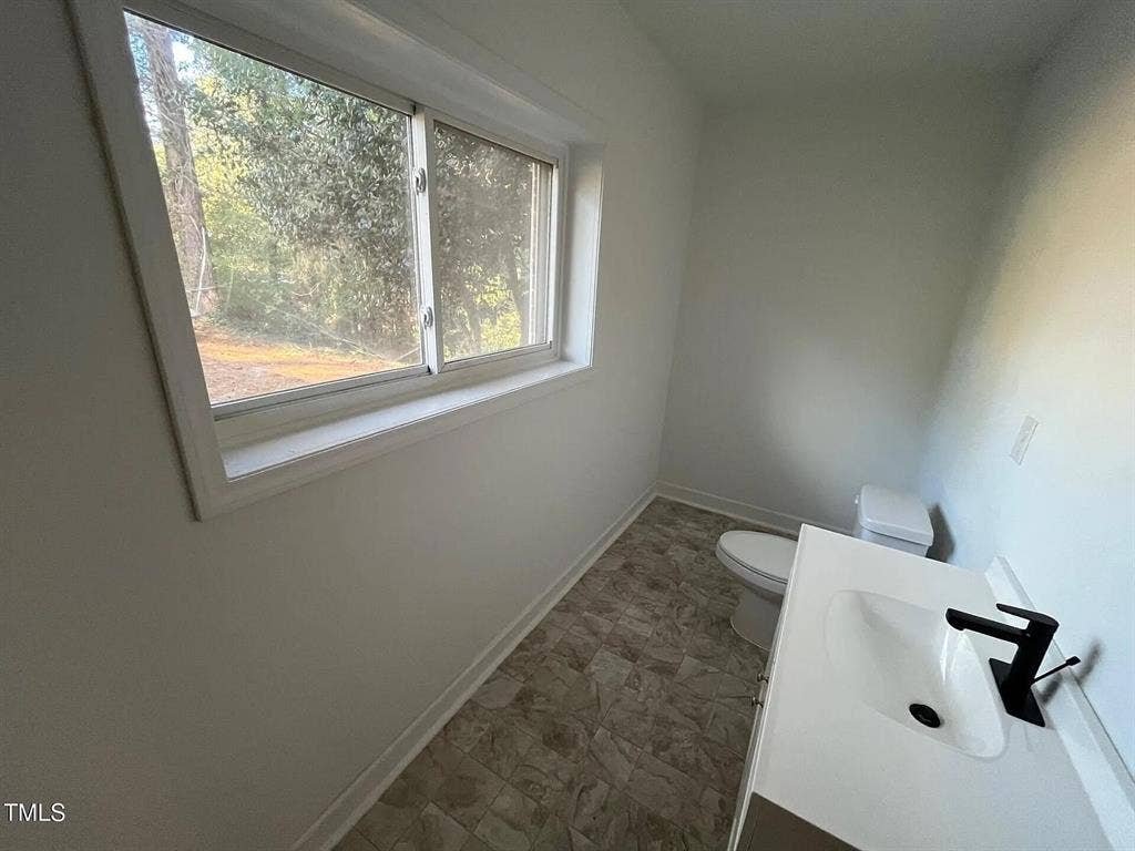 5 BR in Durham