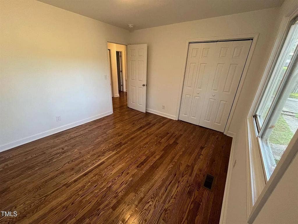 5 BR in Durham