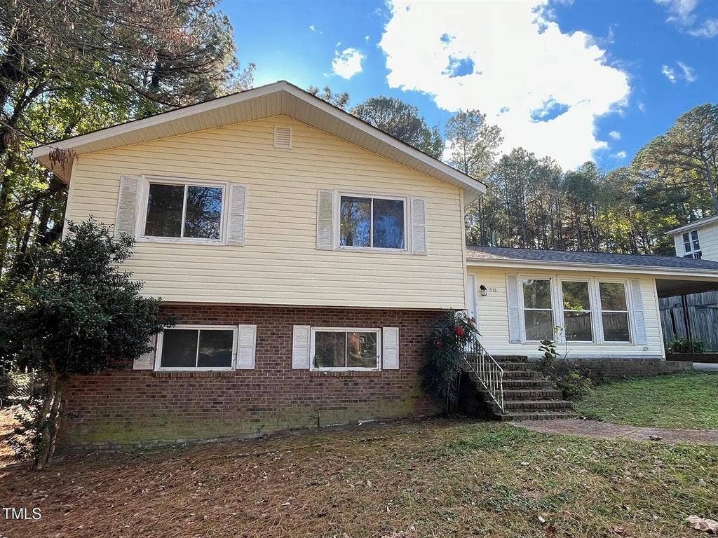 5 BR in Durham