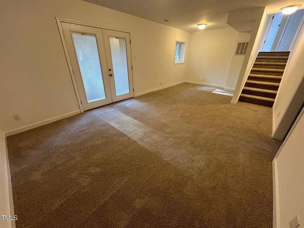 5 BR in Durham