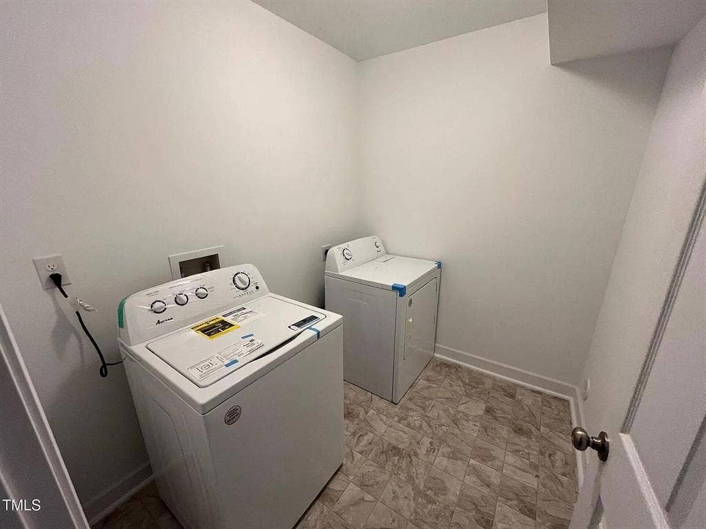 5 BR in Durham