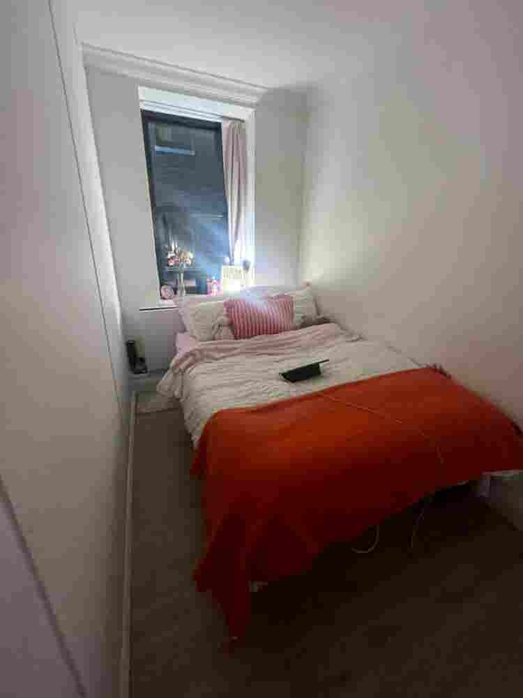 ✨Hottest Deal Room - Midtown South✨