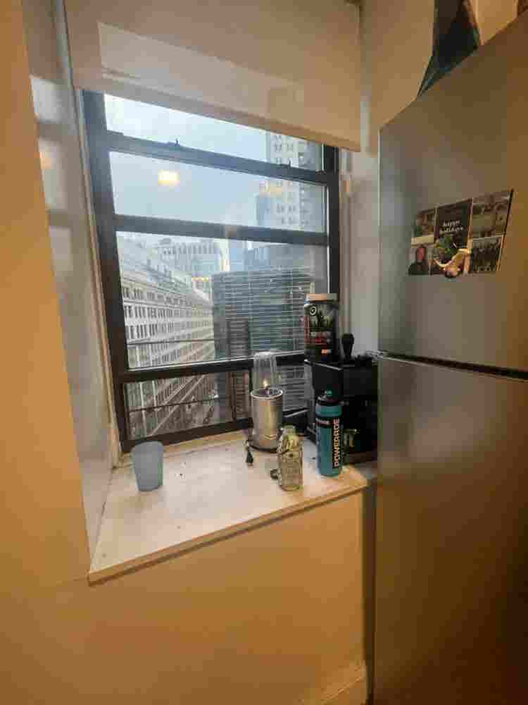 ✨Hottest Deal Room - Midtown South✨