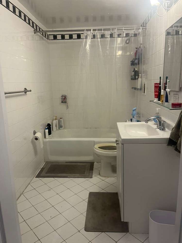 ✨Hottest Deal Room - Midtown South✨
