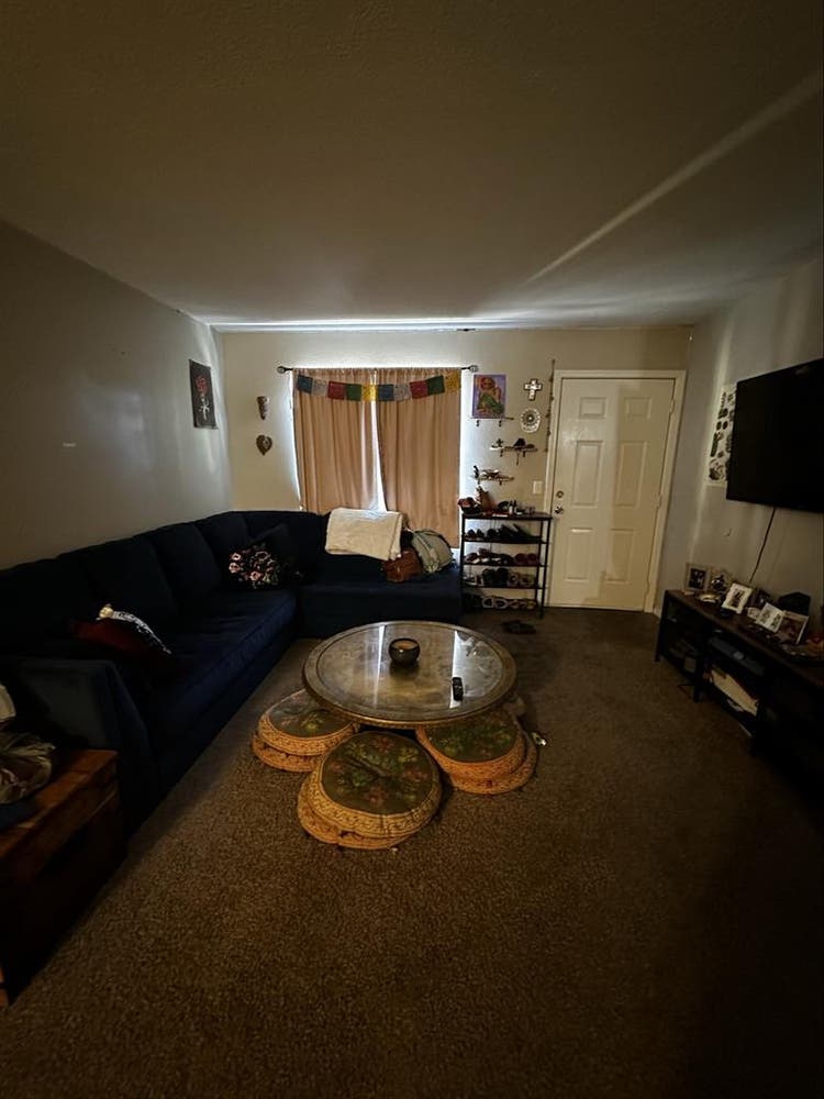 Quite and cozy room for rent
