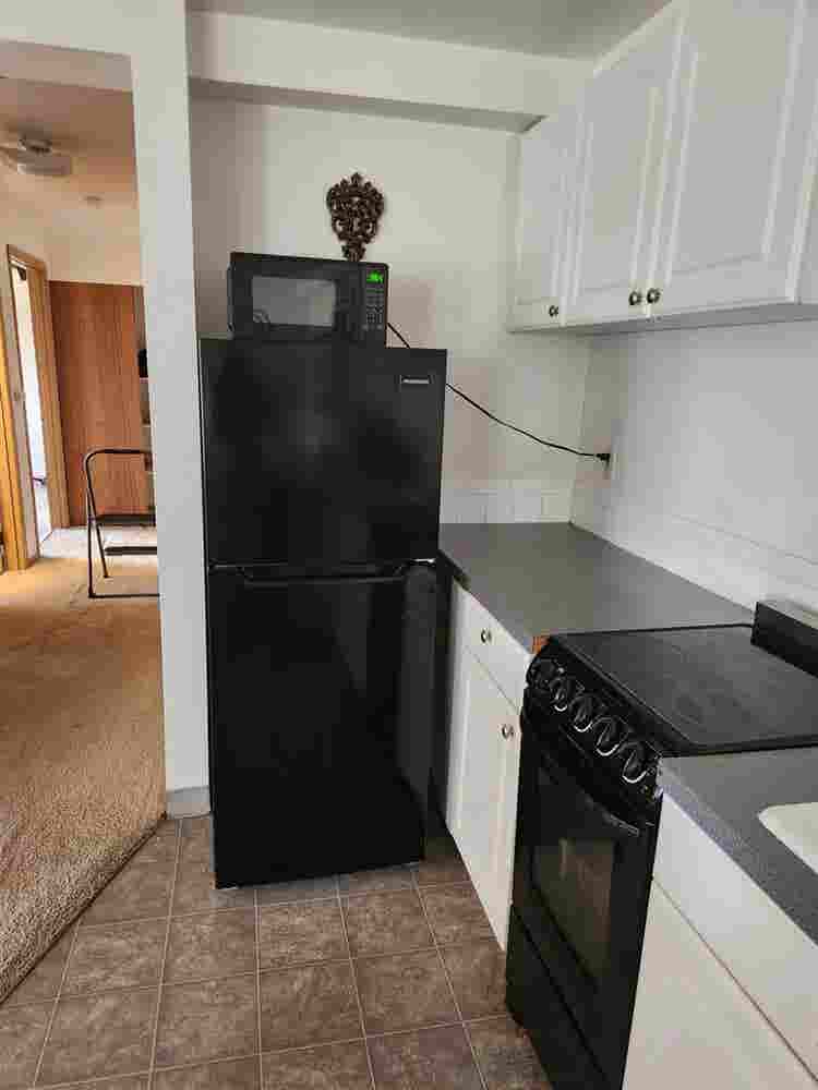 Large Room/w bathroom and Kitchen