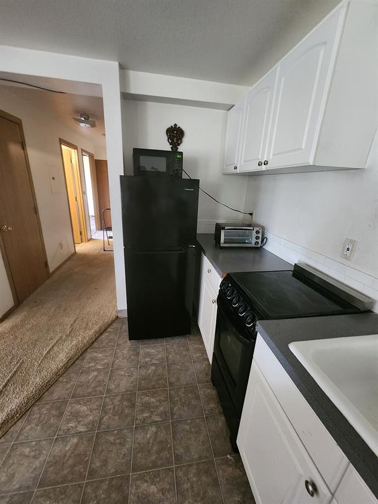Large Room/w bathroom and Kitchen