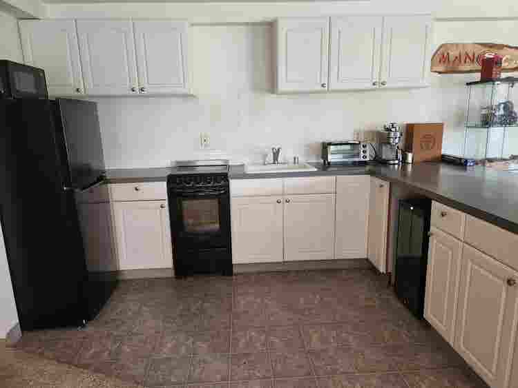 Large Room/w bathroom and Kitchen