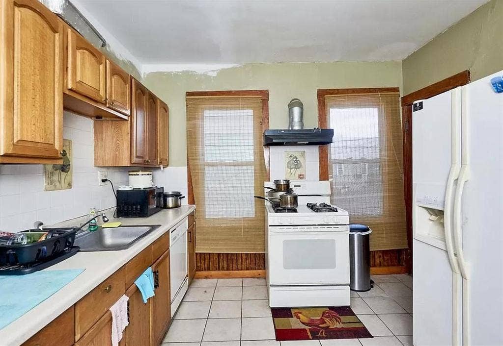 4 BR in Boston