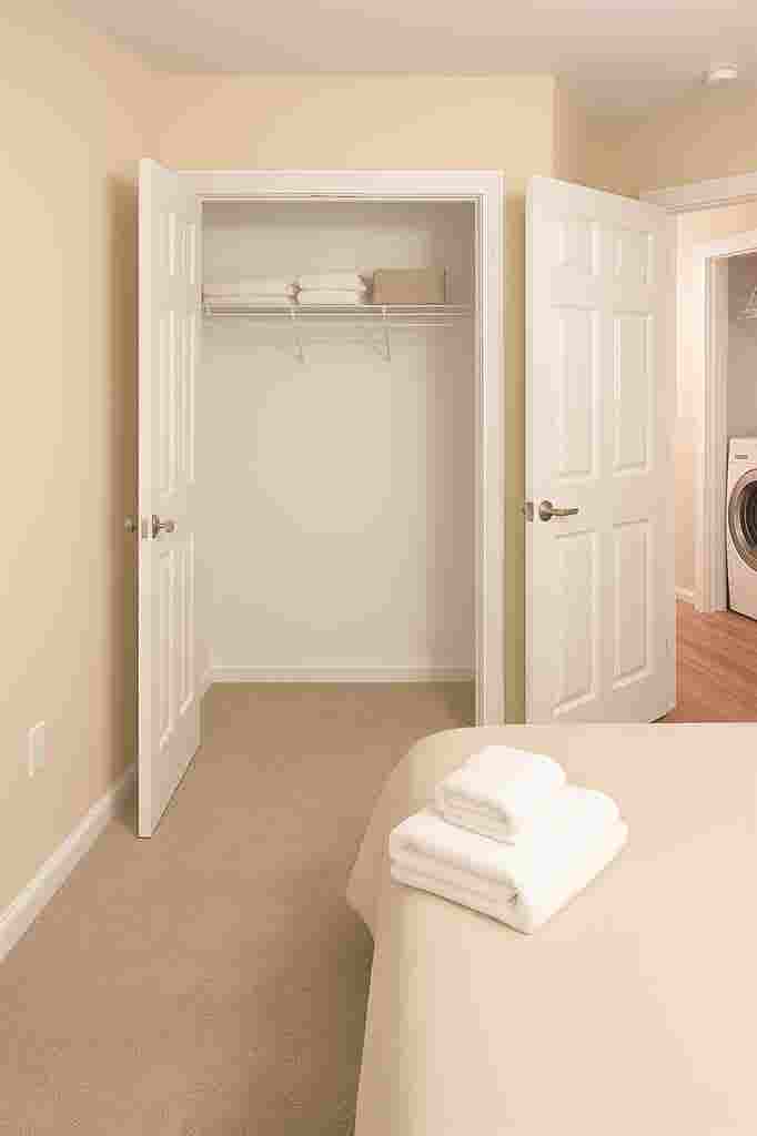 $ Room – Utilities & WiFi Incl