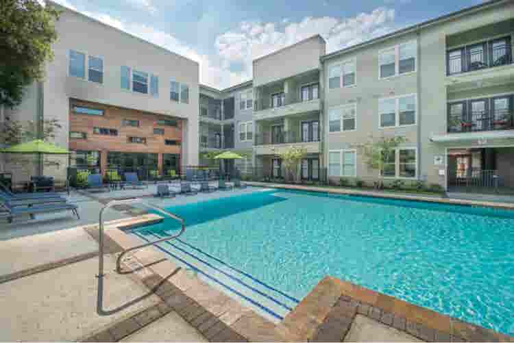 Roommate Wanted-Prime Location