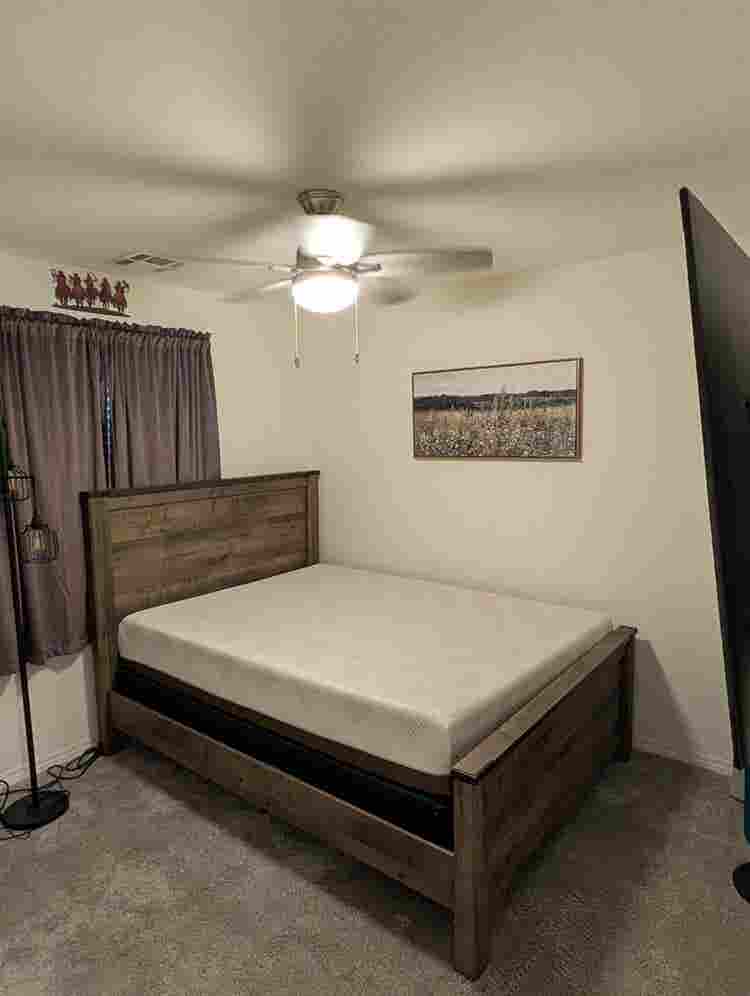 Rooms available-beautiful new house