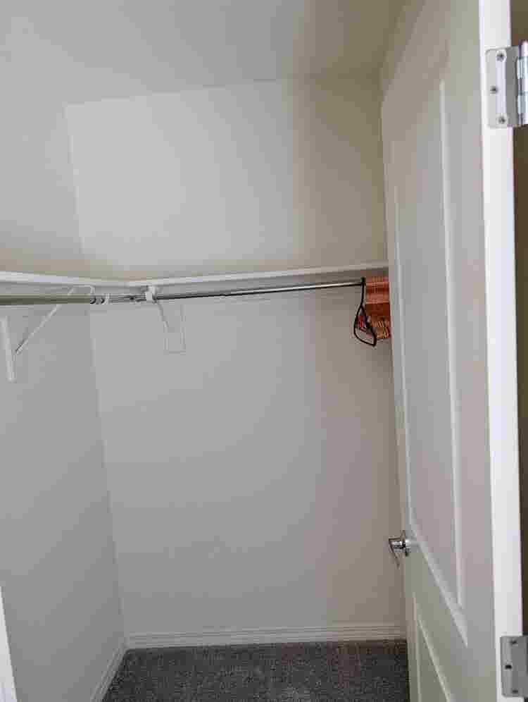 Rooms available-beautiful new house