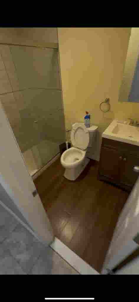 Room in Elmont NY