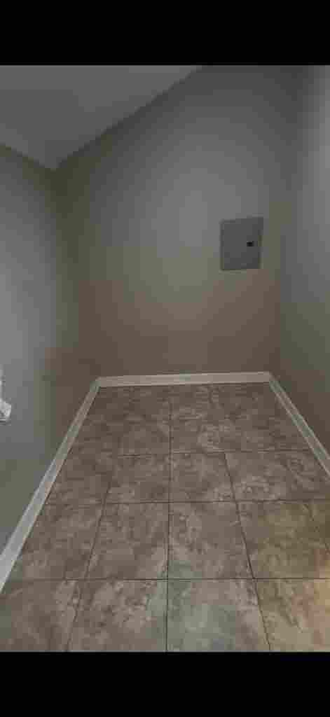 Room in Elmont NY