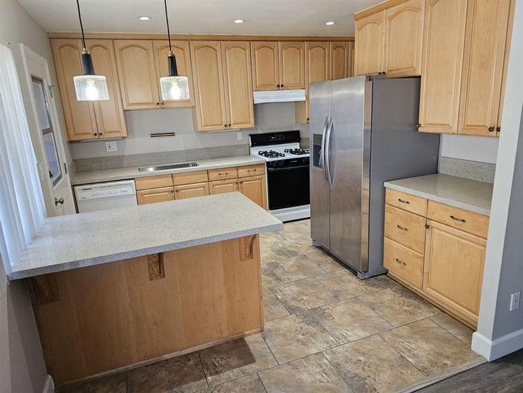 Serra Mesa Room  For rent