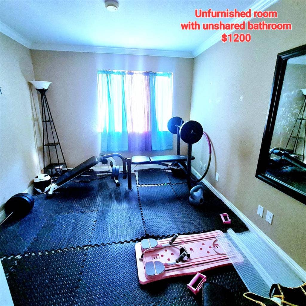 Rooms for Rent in a lovely House