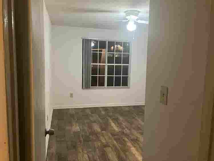 🏡 Bedroom in rent