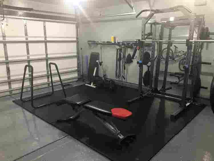Large Furnished Room Avail (Nov 1)