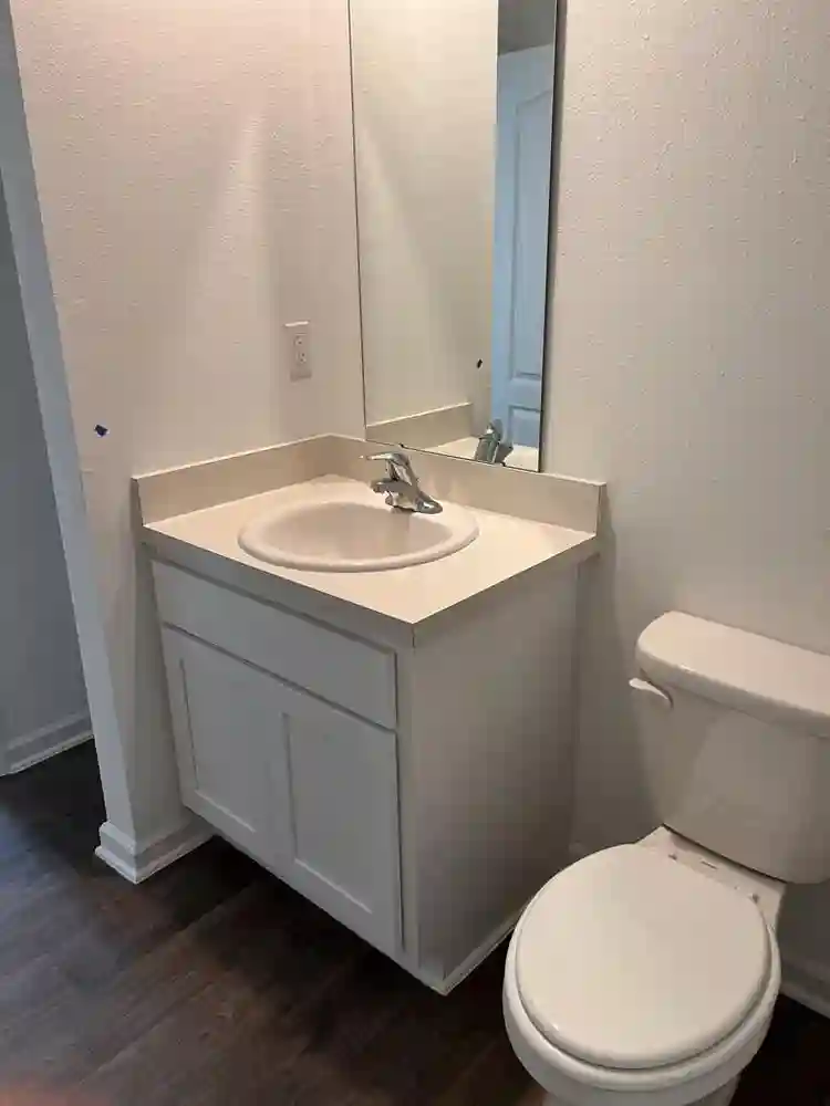 I am renting out a room to a female