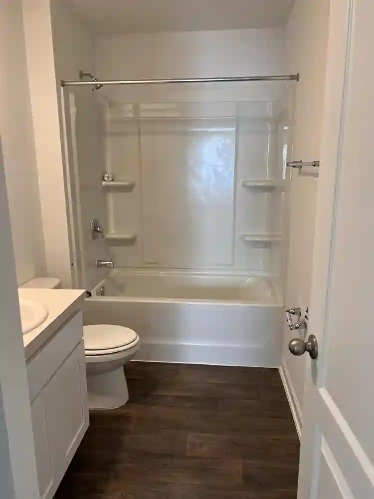 I am renting out a room to a female